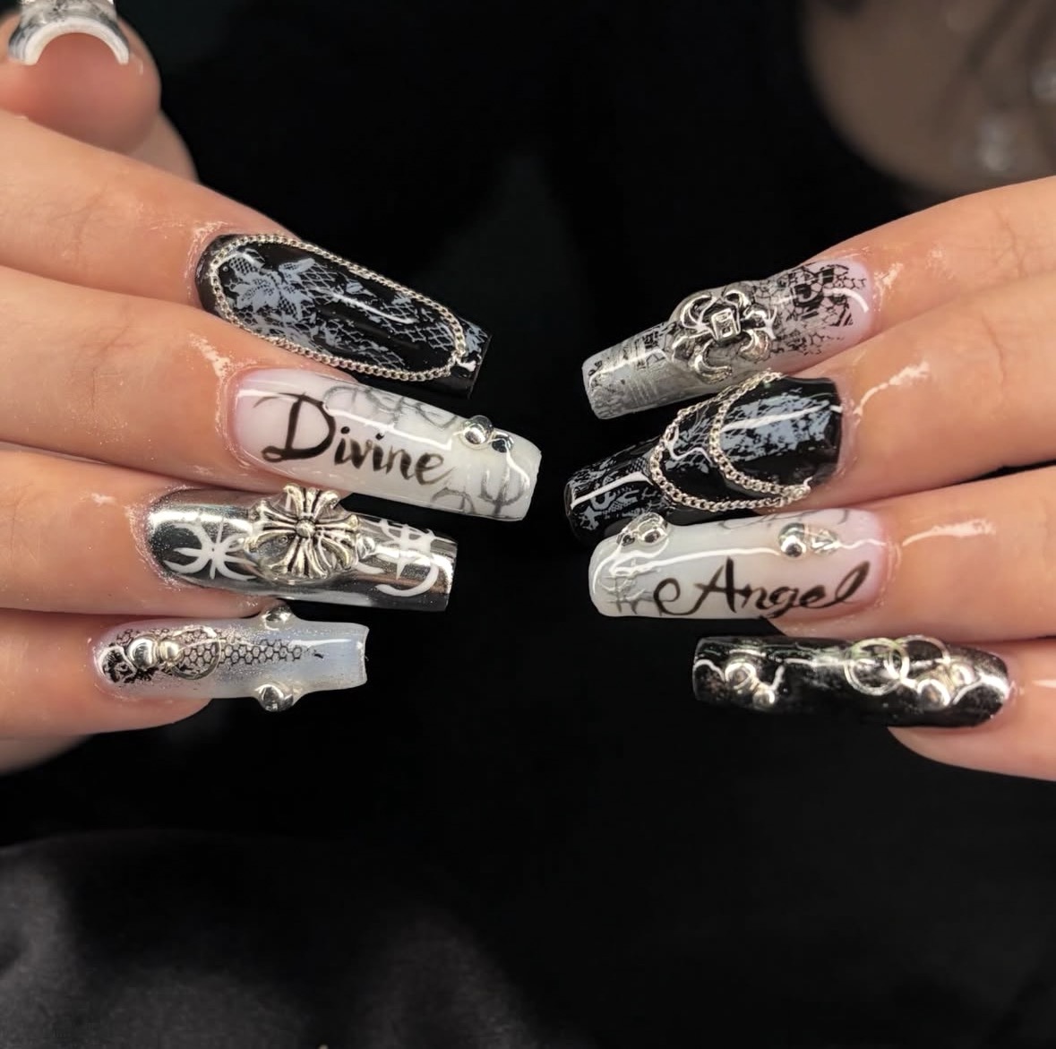 Nail art by H