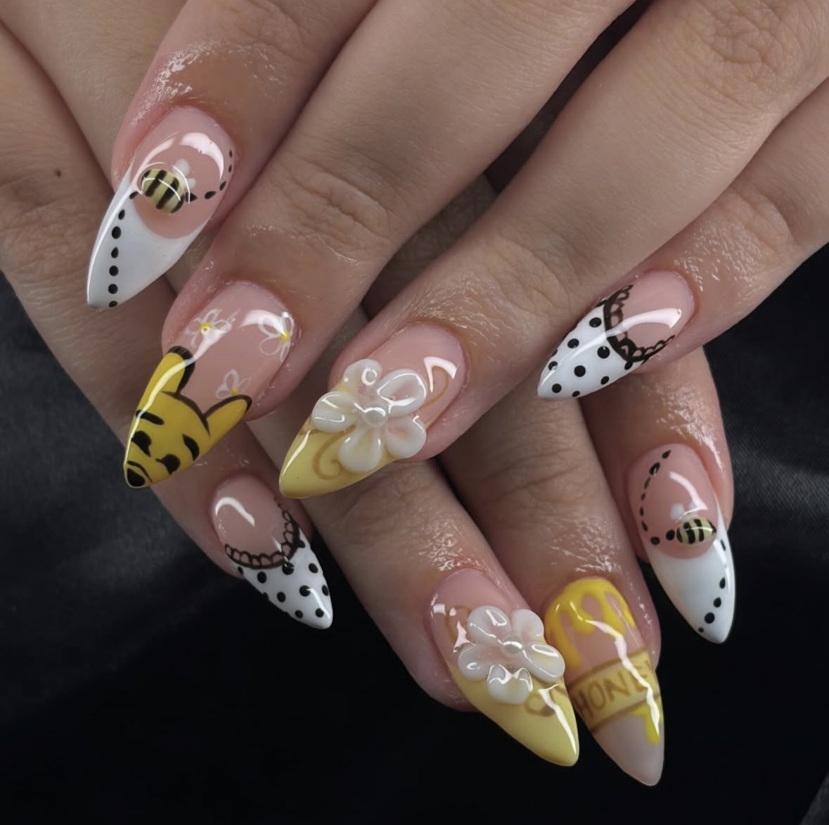 Nail art by H