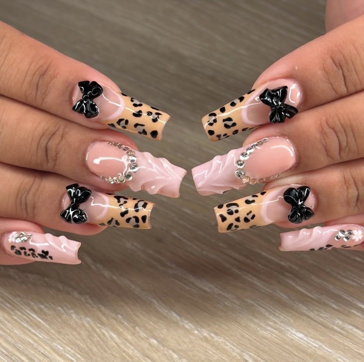 Nail art by H