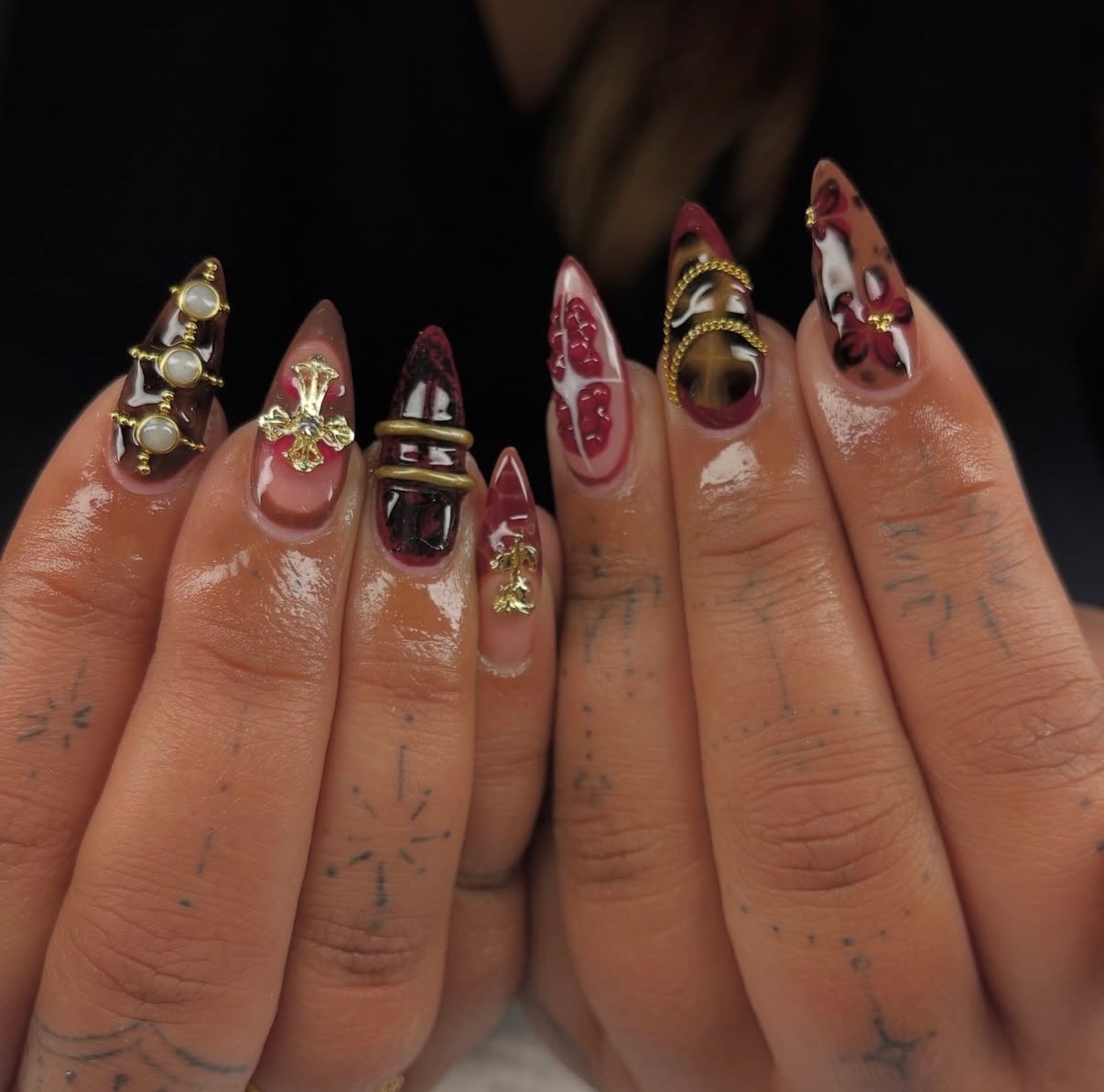 Nail art by H